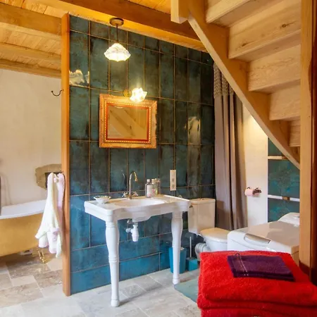 La Baignade Aux Iris Дом отдыха *