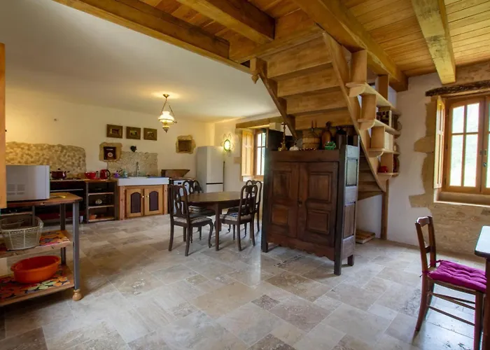 La Baignade Aux Iris Casa de Férias Savignac-de-Miremont