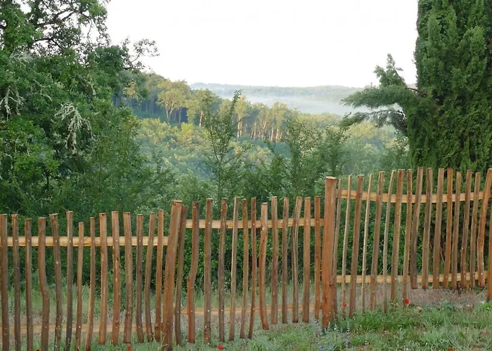 La Baignade Aux Iris Casa de Férias Savignac-de-Miremont
