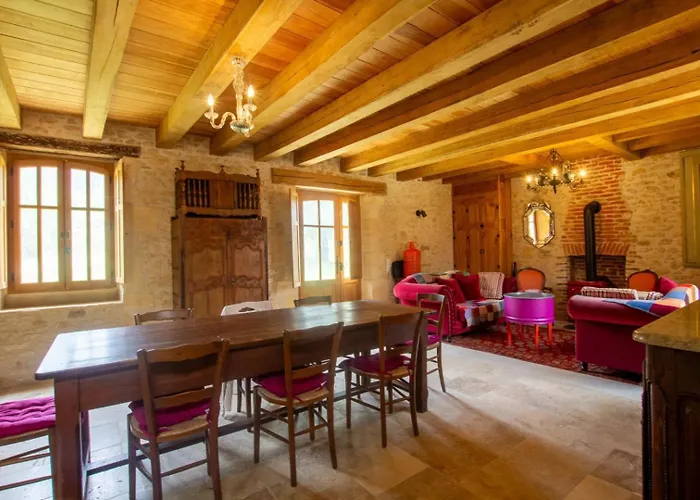 La Baignade Aux Iris Holiday home