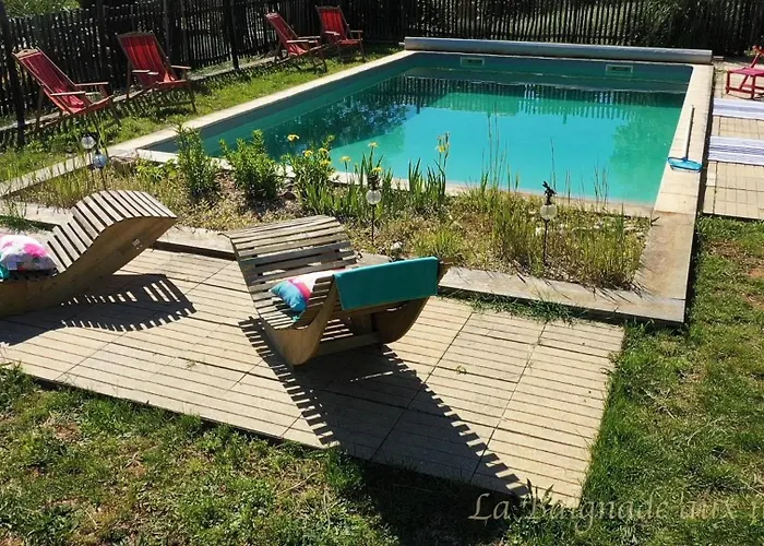 Casa de Férias La Baignade Aux Iris Savignac-de-Miremont