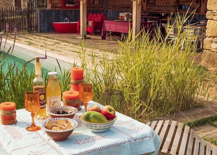 Casa de Férias La Baignade Aux Iris Savignac-de-Miremont